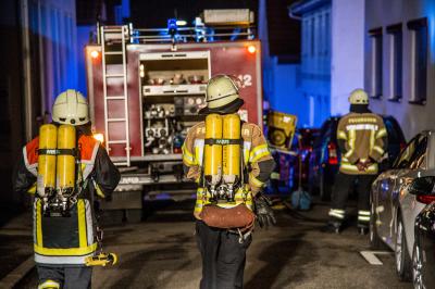 Fellbach: Kerze enzuendet Kinderwagen im Hausflur - Schwer Verletzter